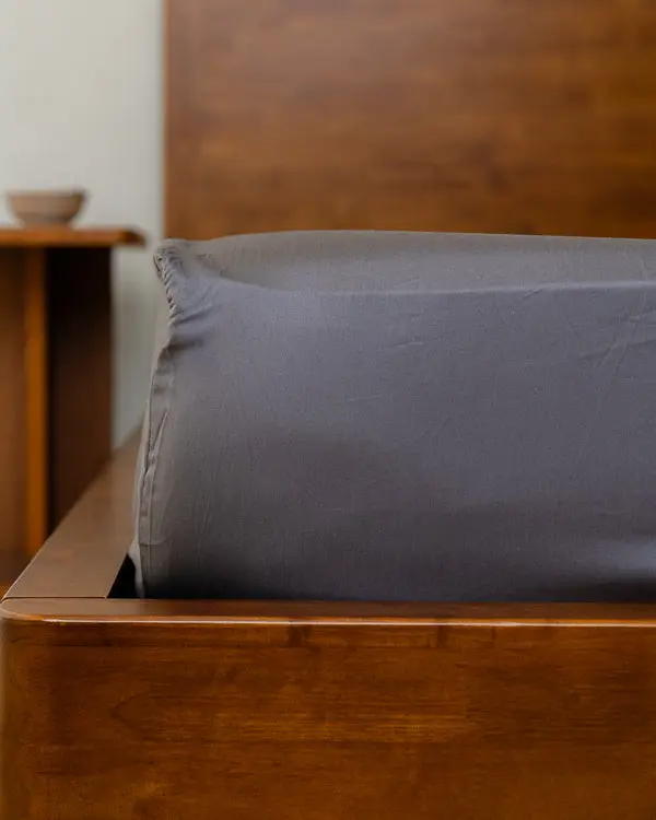 Luxe Sateen Fitted Sheet Steel Grey | Sand Cloud
