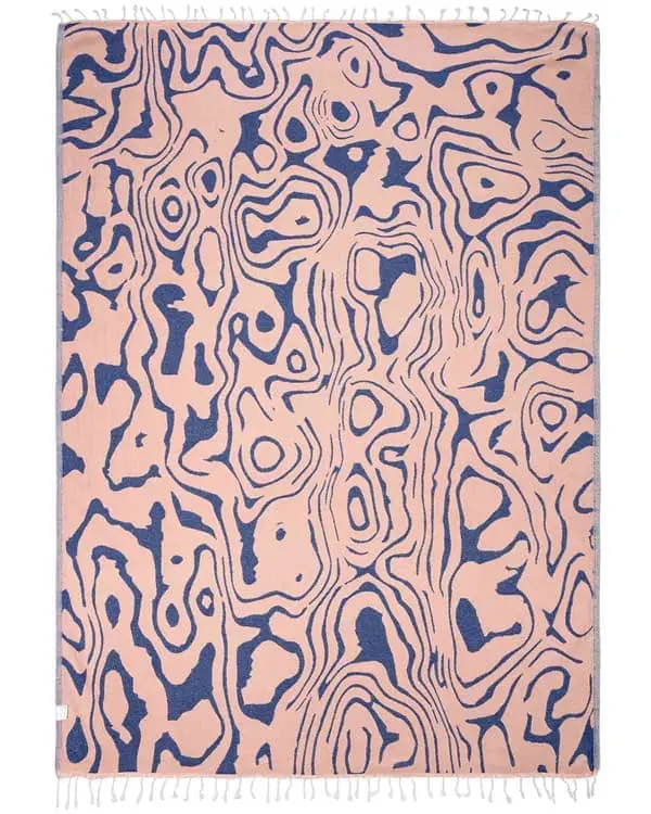 Alternative view of Everglade Blanket | Sand Cloud